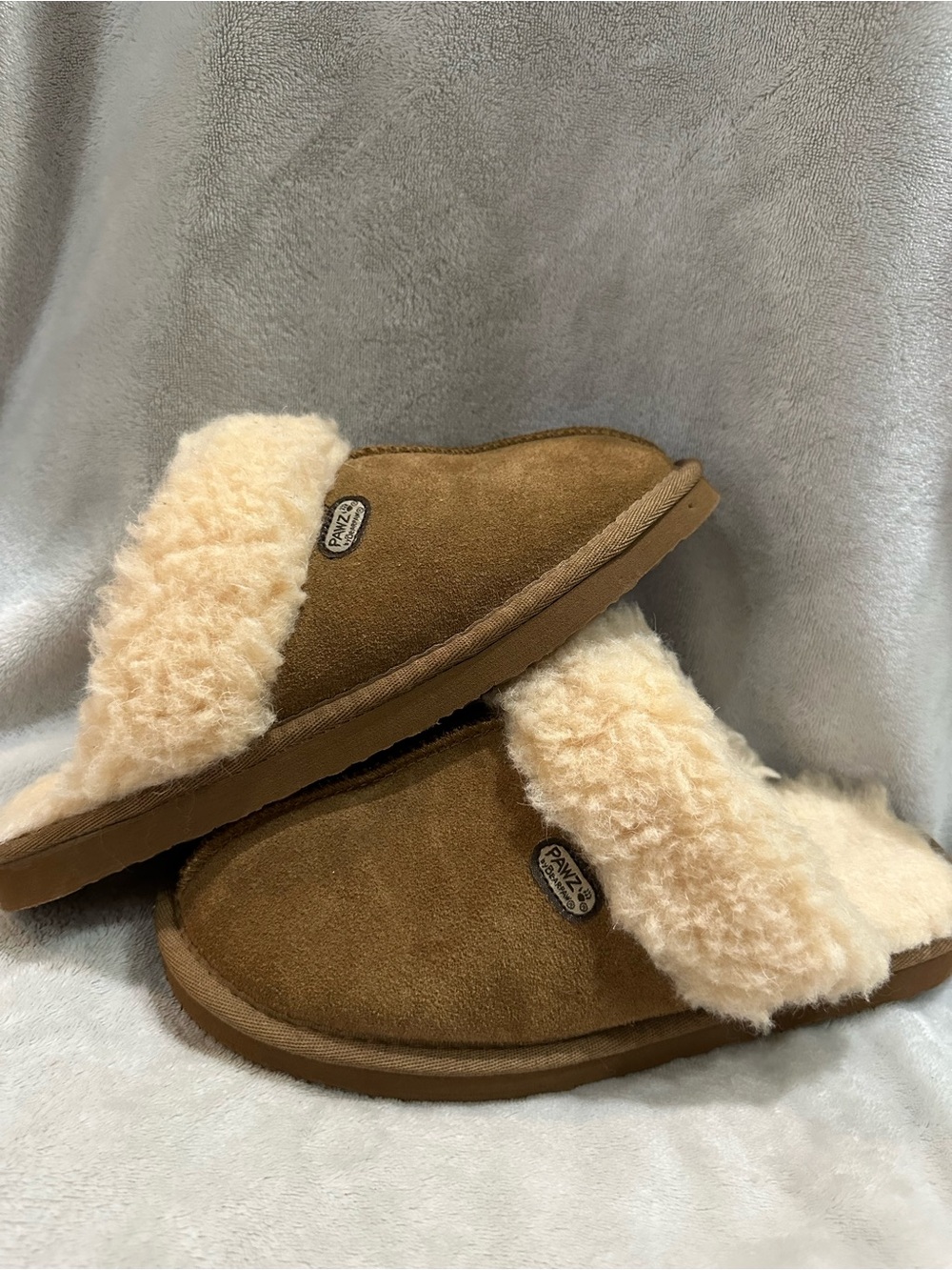 Bearpaw slippers size 7